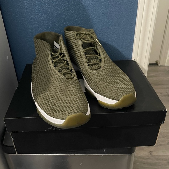 Air Jordan Future - Picture 2 of 5